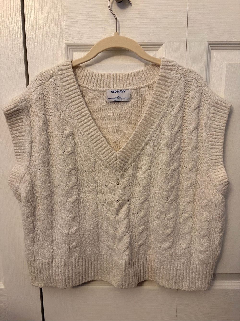 Old Navy Cream Cable V-Neck Sweater Vest